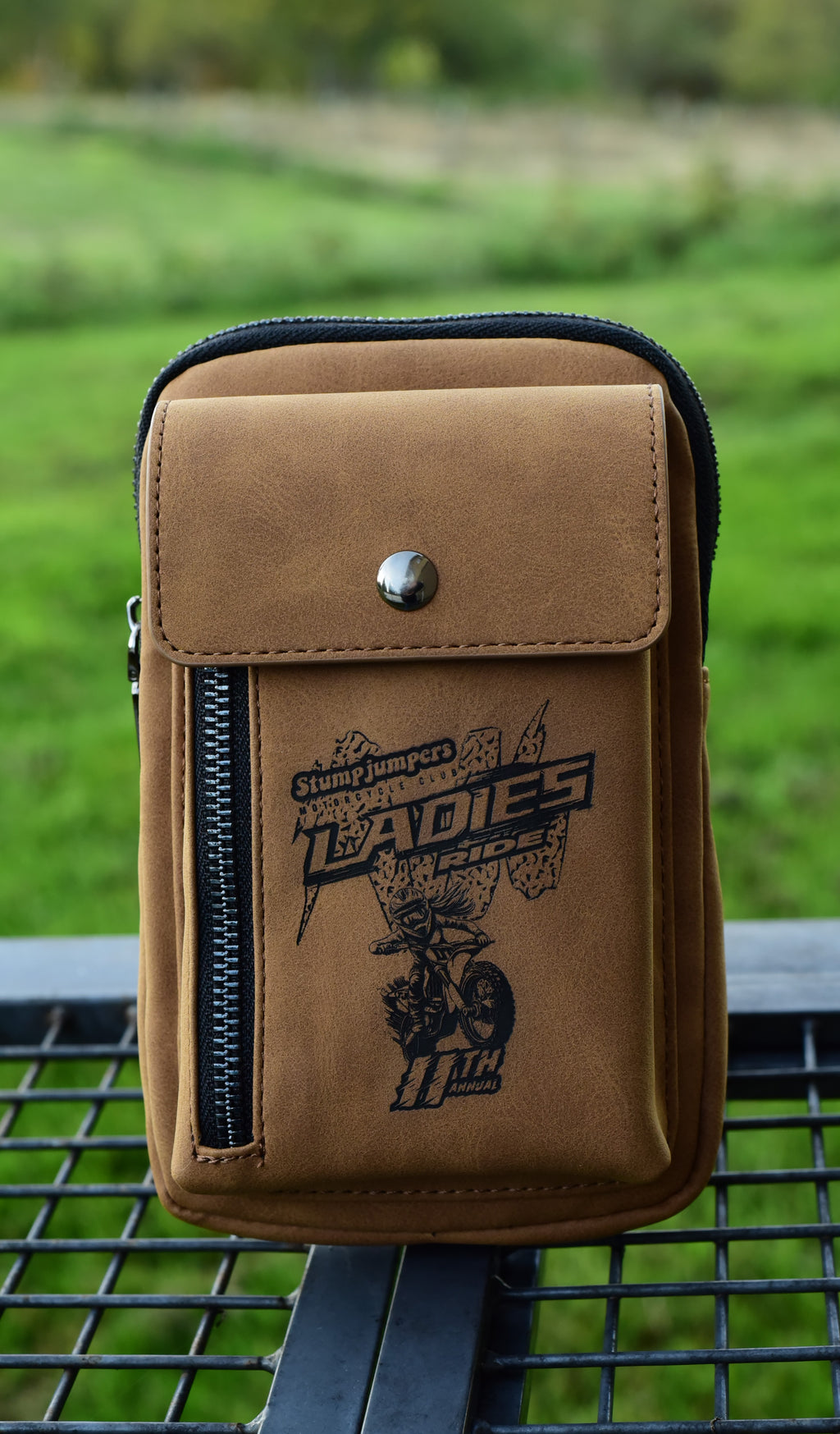 Stumpjumpers Ladies Ride Crossbody Bag